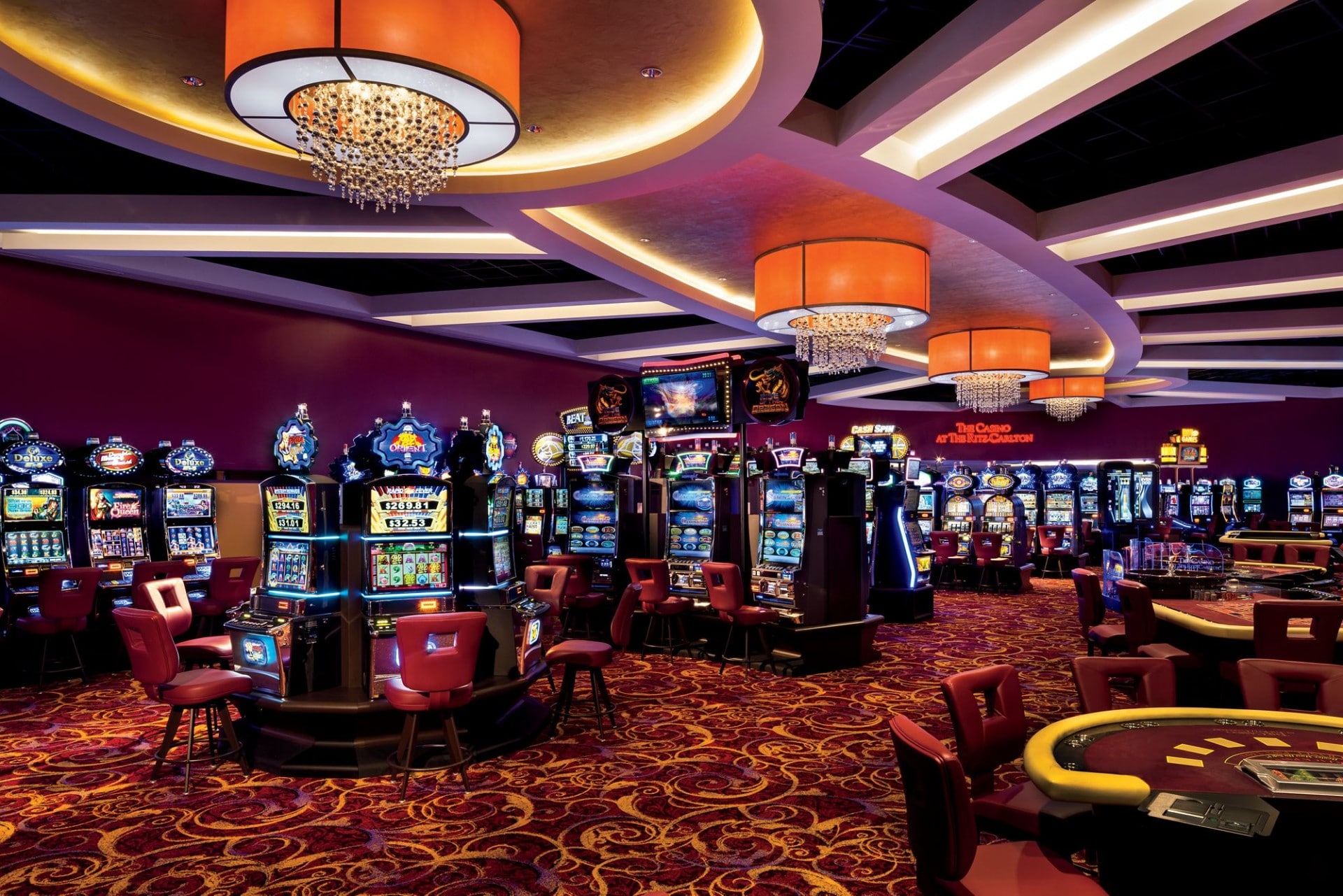 Canlı casino'da dönemsel bonuslar, Superslot ile her zaman kazan!